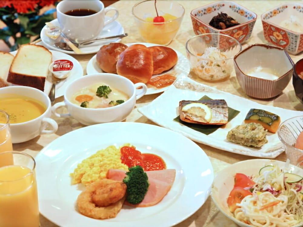 Hotel Vista Kumamoto Airport Ōzu Екстериор снимка